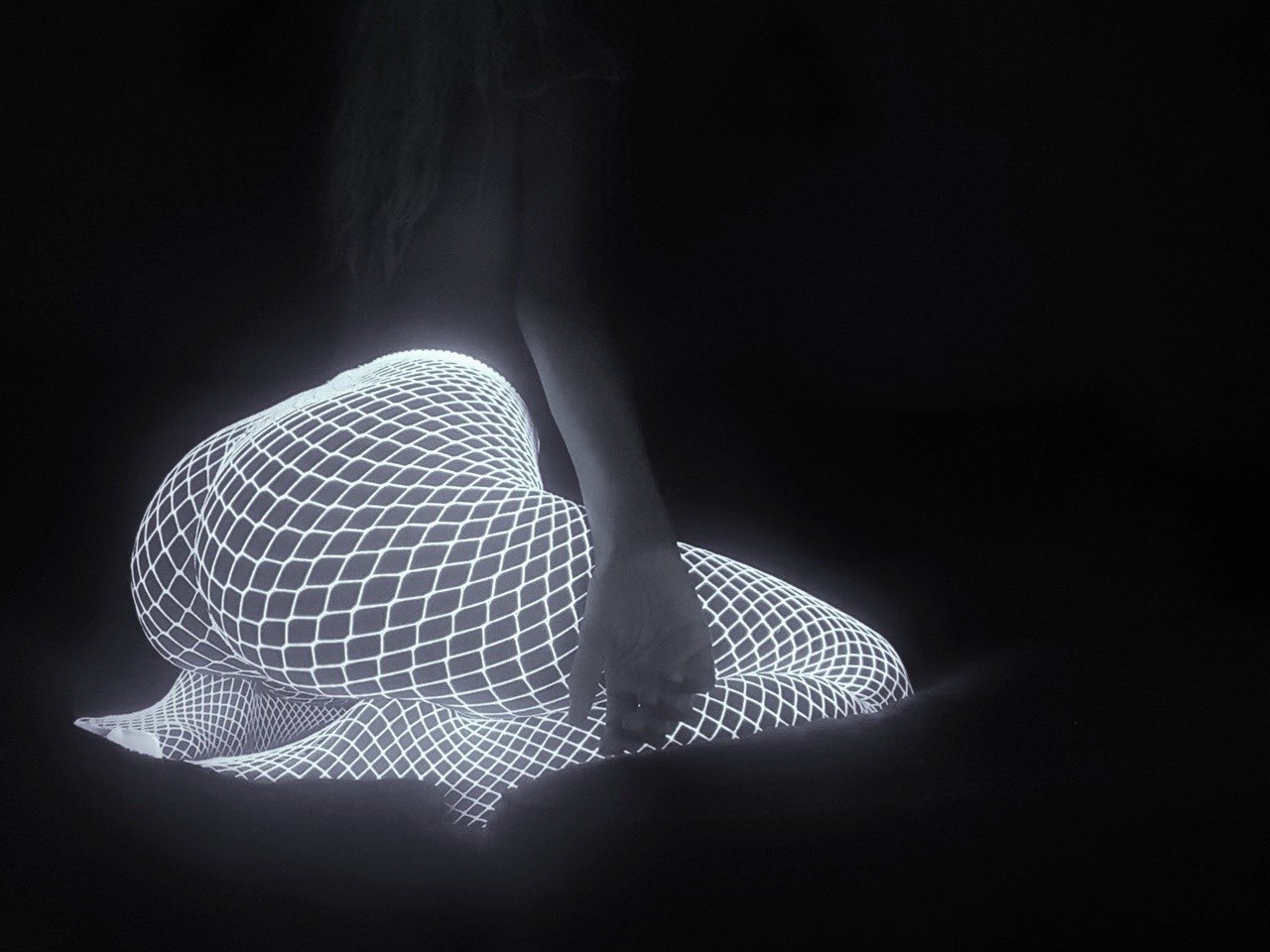 đź’˛Buy 2 Get 1 Freeđź’˛Midnight Seduction Luminous Fishnet Stockings